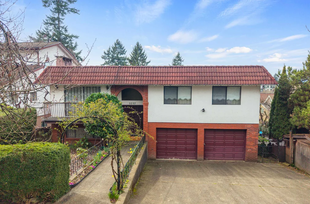 3237 DUMFRIES STREET, Vancouver BC V5N 3S4, Vancouver BC — Residential for Sale - Photo 2