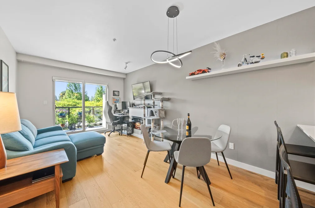 324 1330 MARINE DRIVE, North Vancouver BC V7P 1T4, North Vancouver BC — Residential for Sale — Photo 10 of 25