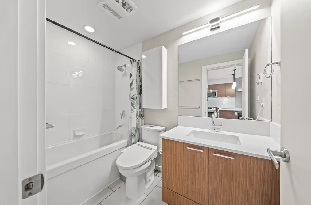 324 1330 MARINE DRIVE, North Vancouver BC V7P 1T4, North Vancouver BC — Residential for Sale — Photo 16 of 25