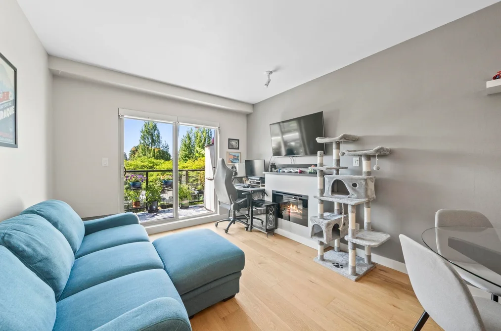 324 1330 MARINE DRIVE, North Vancouver BC V7P 1T4, North Vancouver BC — Residential for Sale — Photo 8 of 25