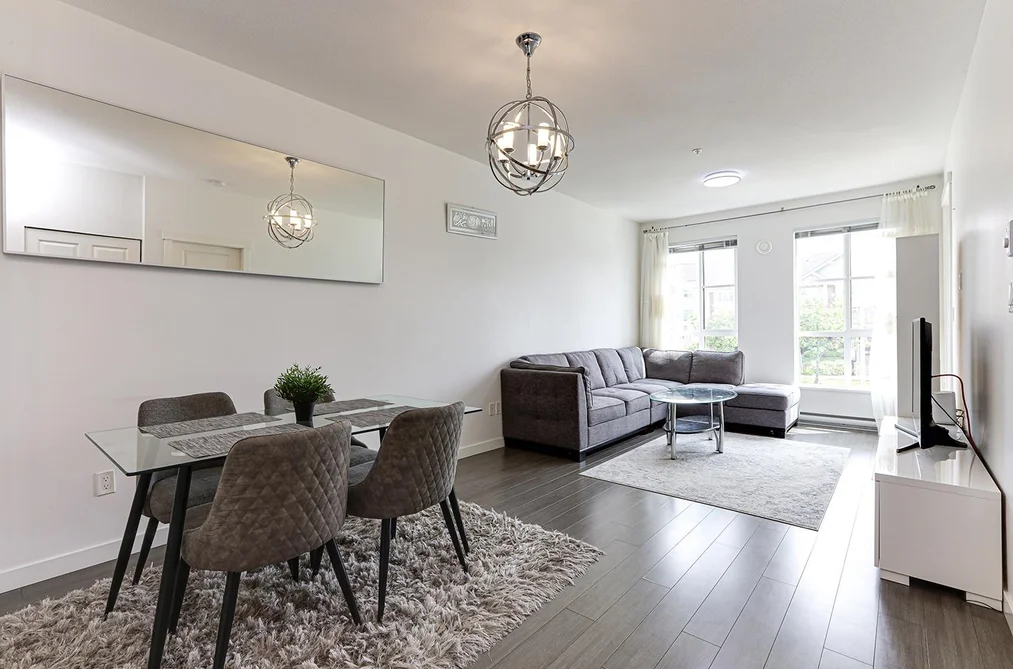 Condo for sale at 324 15138 34 Avenue Surrey British Columbia - MLS: R3106227