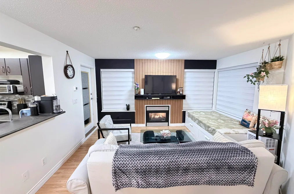 324 20200 56 AVENUE, Langley BC V3A 8S1, Langley BC — Residential for Sale — Photo 5 of 24
