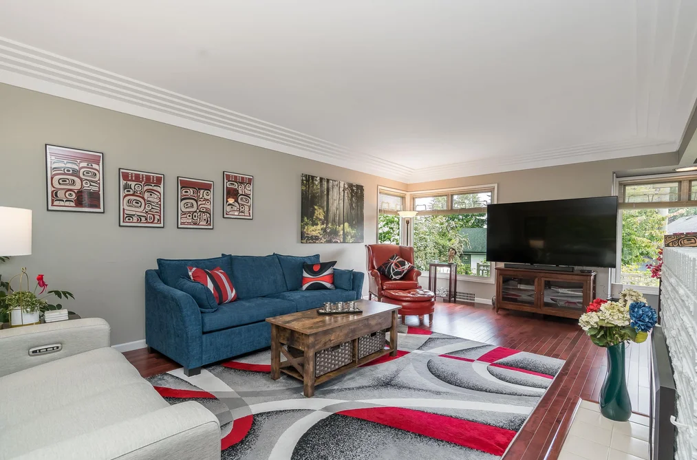 324 CHURCHILL AVENUE, New Westminster BC V3L 4P6, New Westminster BC — Residential for Sale — Photo 10 of 40