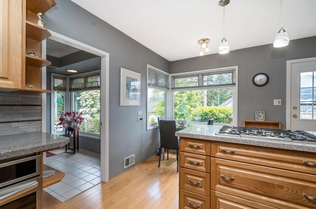 324 CHURCHILL AVENUE, New Westminster BC V3L 4P6, New Westminster BC — Residential for Sale — Photo 16 of 40