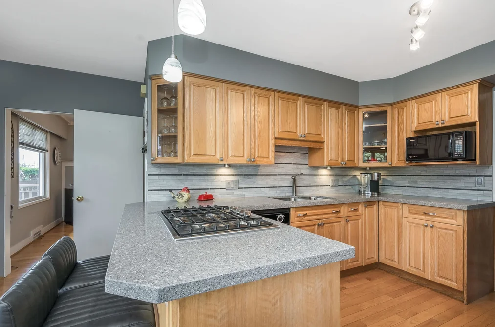 324 CHURCHILL AVENUE, New Westminster BC V3L 4P6, New Westminster BC — Residential for Sale — Photo 17 of 40