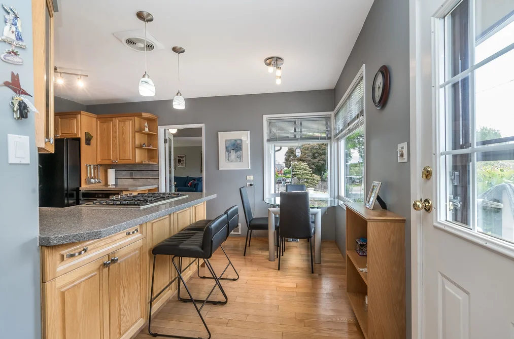 324 CHURCHILL AVENUE, New Westminster BC V3L 4P6, New Westminster BC — Residential for Sale — Photo 18 of 40
