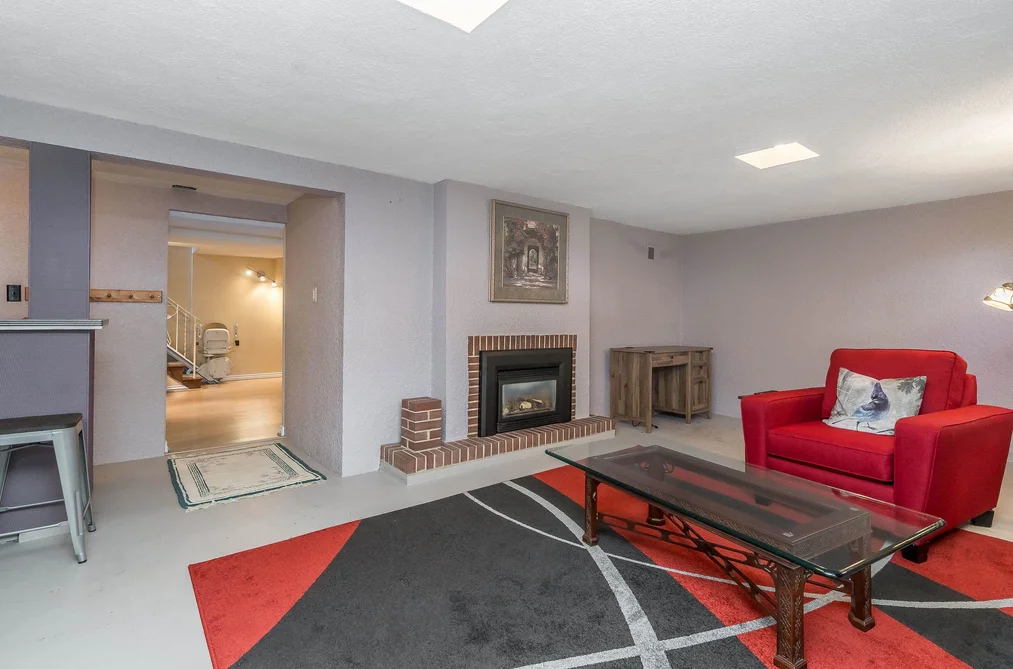 324 CHURCHILL AVENUE, New Westminster BC V3L 4P6, New Westminster BC — Residential for Sale — Photo 29 of 40