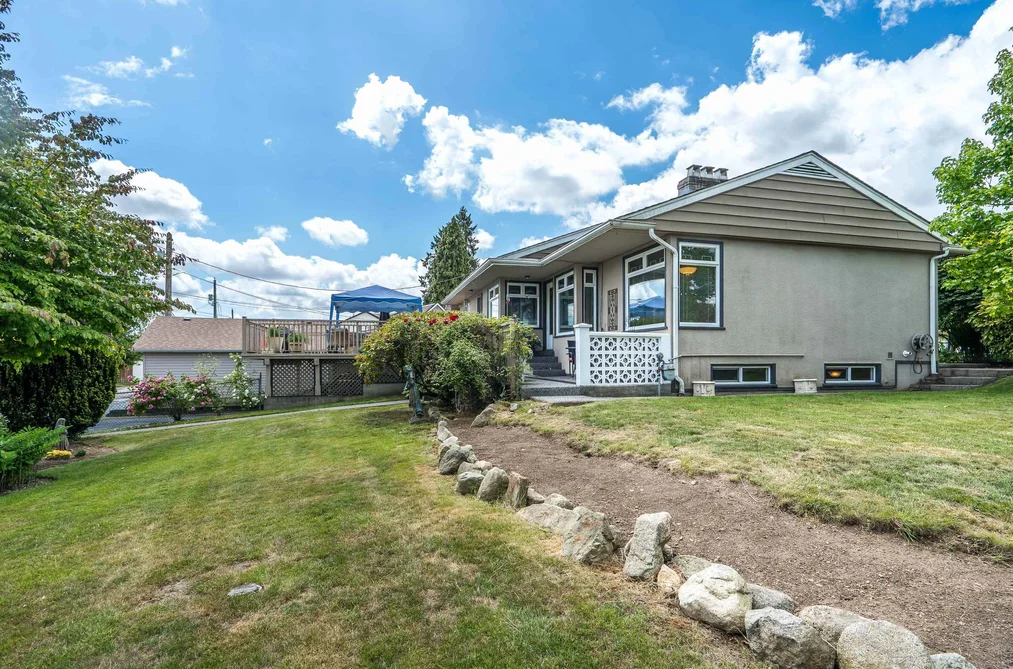 324 CHURCHILL AVENUE, New Westminster BC V3L 4P6, New Westminster BC — Residential for Sale — Photo 38 of 40