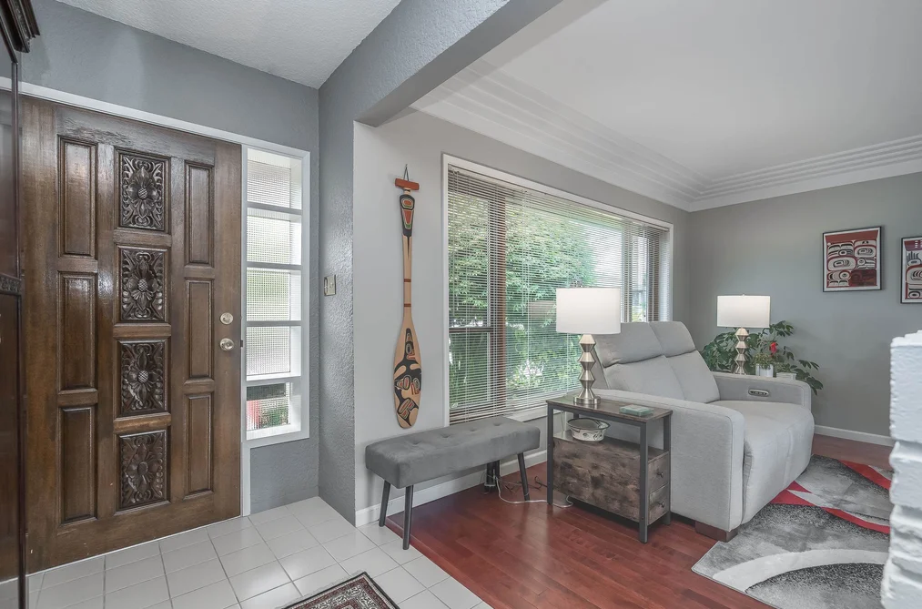 324 CHURCHILL AVENUE, New Westminster BC V3L 4P6, New Westminster BC — Residential for Sale — Photo 7 of 40