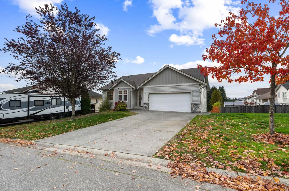 32464 BOBCAT DRIVE, Mission BC V2V 7P7, Mission BC — Residential for Sale - Photo 2
