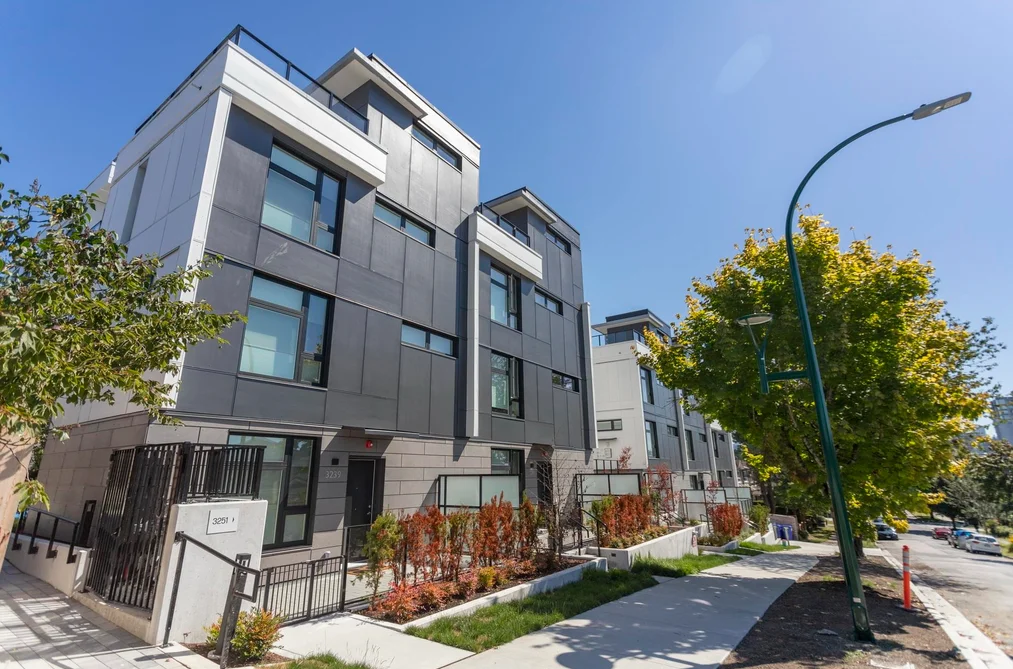 Townhouse for sale at 3249 Clive Avenue Vancouver British Columbia - MLS: R3169210
