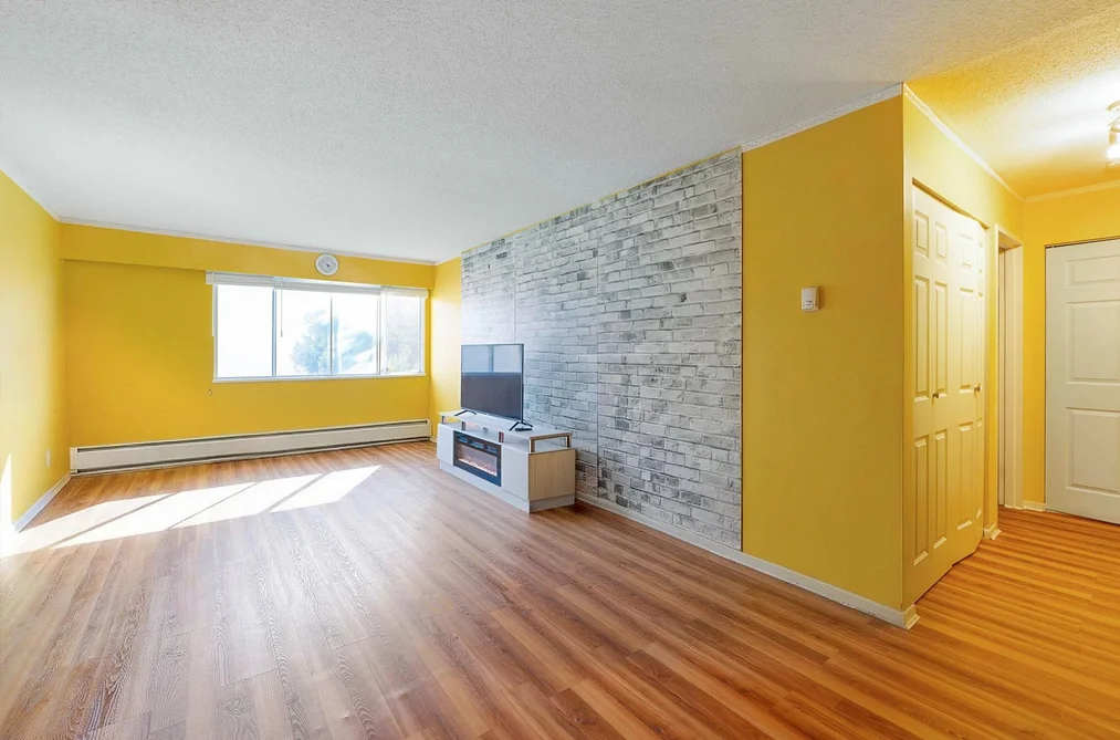 325 11806 88 AVENUE, Delta BC V4C 3C5, Delta BC — Residential for Sale - Photo 2