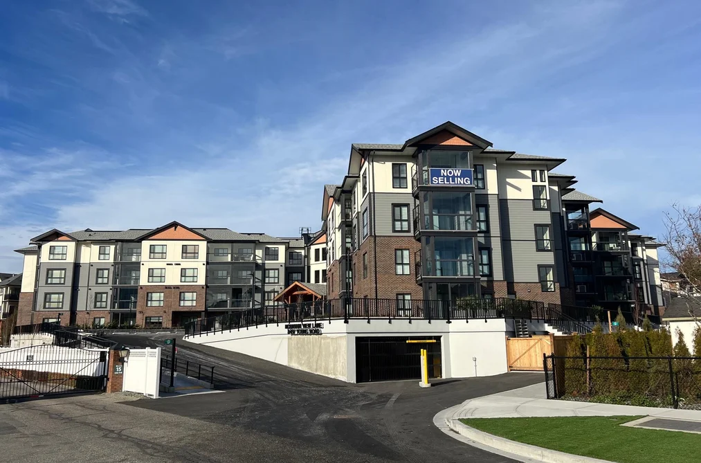 Condo for sale at 325 8497 Young Road Chilliwack British Columbia - MLS: R3149546