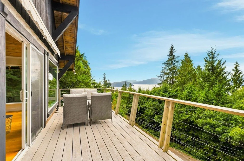 325 Bayview Place, Lions Bay, BC - House for Sale - Photo 32 of 40 325 Bayview Place, Lions Bay, BC - House for Sale - Photo 32 of 40