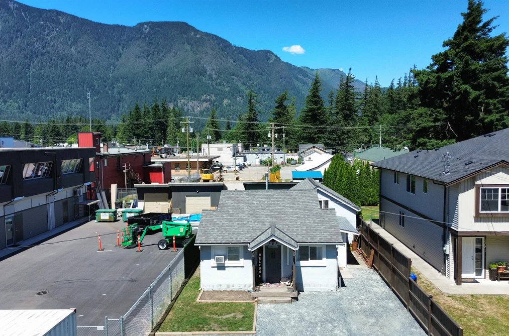 House for sale at 325 Hudson Bay Street Hope British Columbia - MLS: R3138180