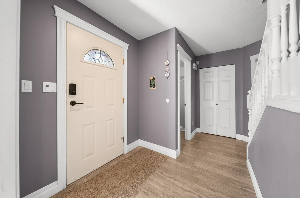 32507 QUALICUM PLACE, Abbotsford BC V2T 5A6, Abbotsford BC — Residential for Sale - Photo 3