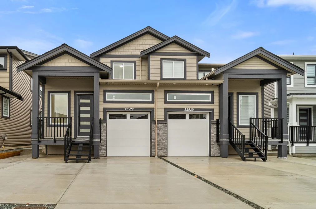 Half Duplex for sale at 32522 Higginbottom Court Mission British Columbia - MLS: R3131787