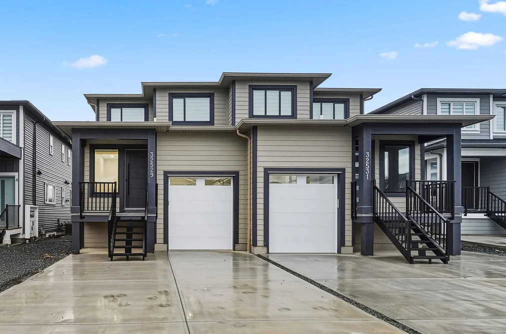 Half Duplex for sale at 32529 Higginbottom Court Mission British Columbia - MLS: R3072200