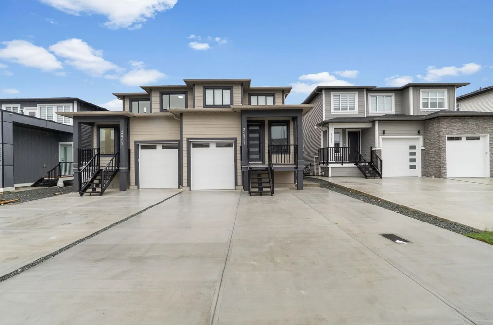 Half Duplex for sale at 32531 Higginbottom Court Mission British Columbia - MLS: R3072218