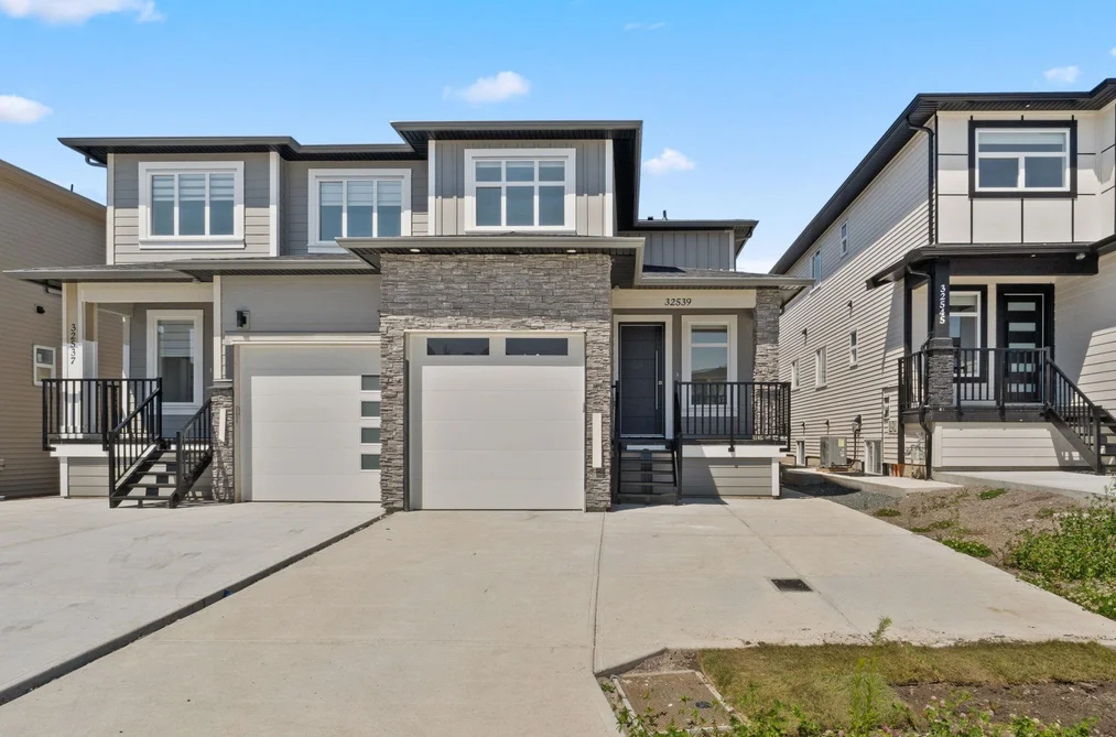 Half Duplex for sale at 32539 Higginbottom Court Mission British Columbia - MLS: R3131765