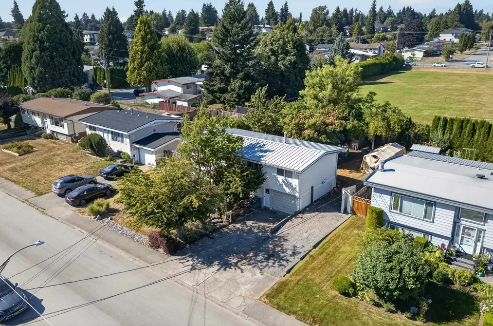 House for sale at 32539 Pandora Avenue Abbotsford British Columbia - MLS: R3158699