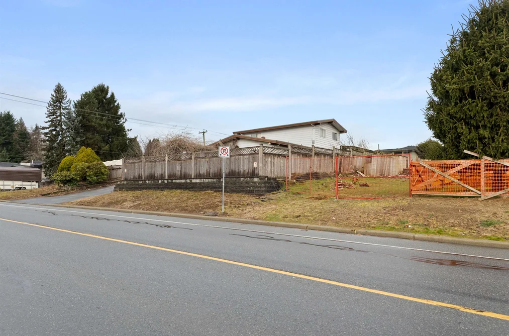 32555 BEVAN AVENUE, Abbotsford BC V2T 3X5, Abbotsford BC — Residential for Sale - Photo 7