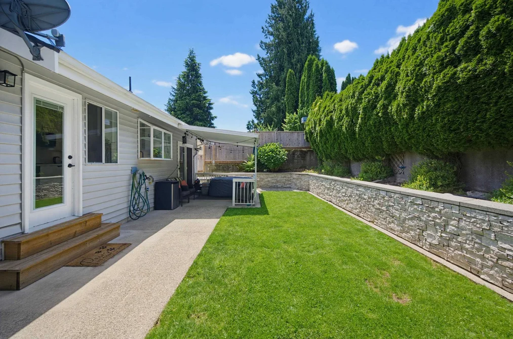 32562 MURRAY AVENUE, Abbotsford BC V2T 4T5, Abbotsford BC — Residential for Sale — Photo 37 of 40