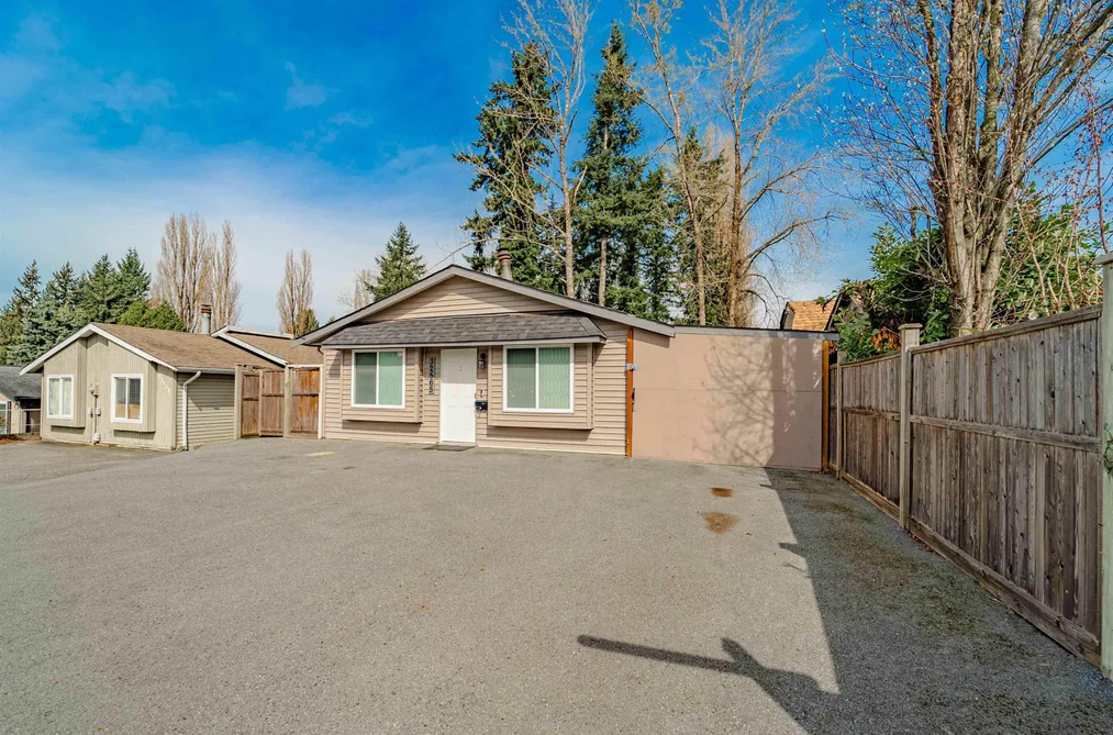 32565 GEORGE FERGUSON WAY, Abbotsford BC V2T 4C8, Abbotsford BC — Residential for Sale - Photo 4