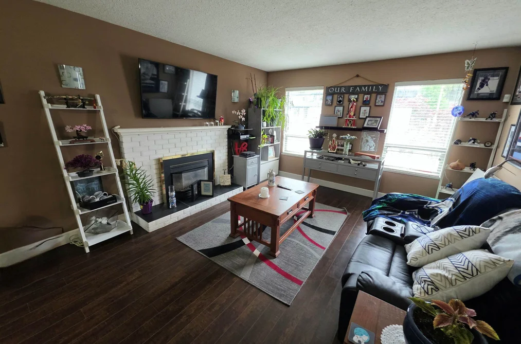 32575 PEARDONVILLE ROAD, Abbotsford BC V2T 1N2, Abbotsford BC — Residential for Sale - Photo 4