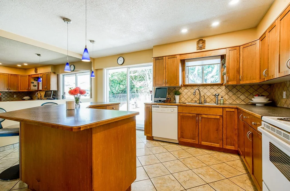 32582 FLEMING AVENUE, Mission, BC — Residential for Sale — Photo 6 of 28