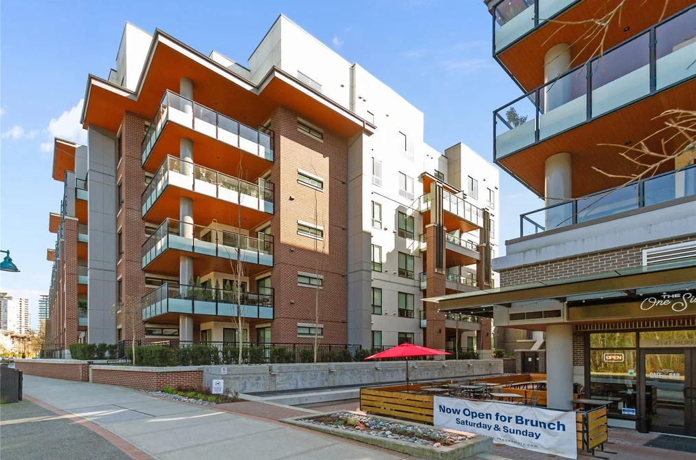 Condo for sale at 326 55 Klahanie Drive Port Moody British Columbia - MLS: R3103773