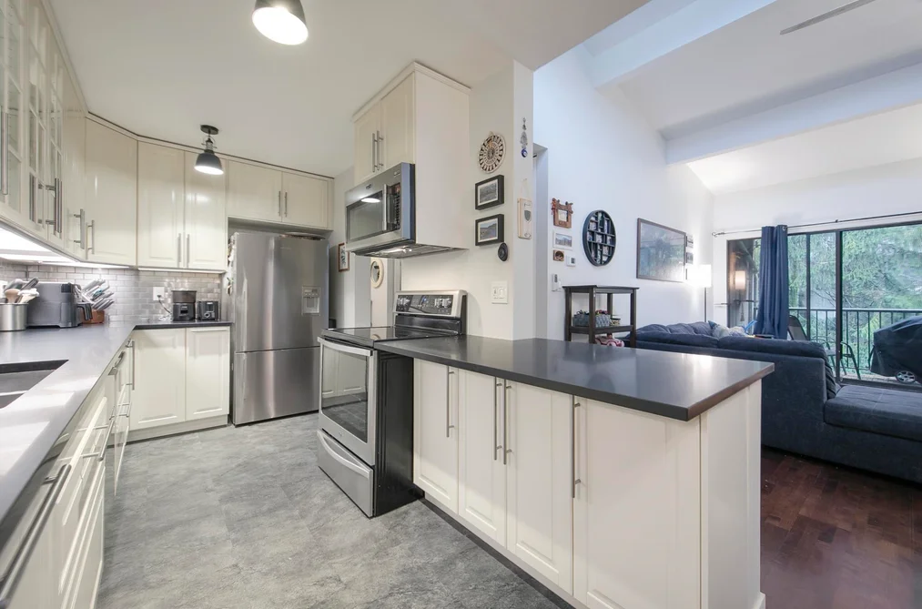 326 9101 HORNE STREET, Burnaby BC V3N 4M3, Burnaby BC — Residential for Sale - Photo 3
