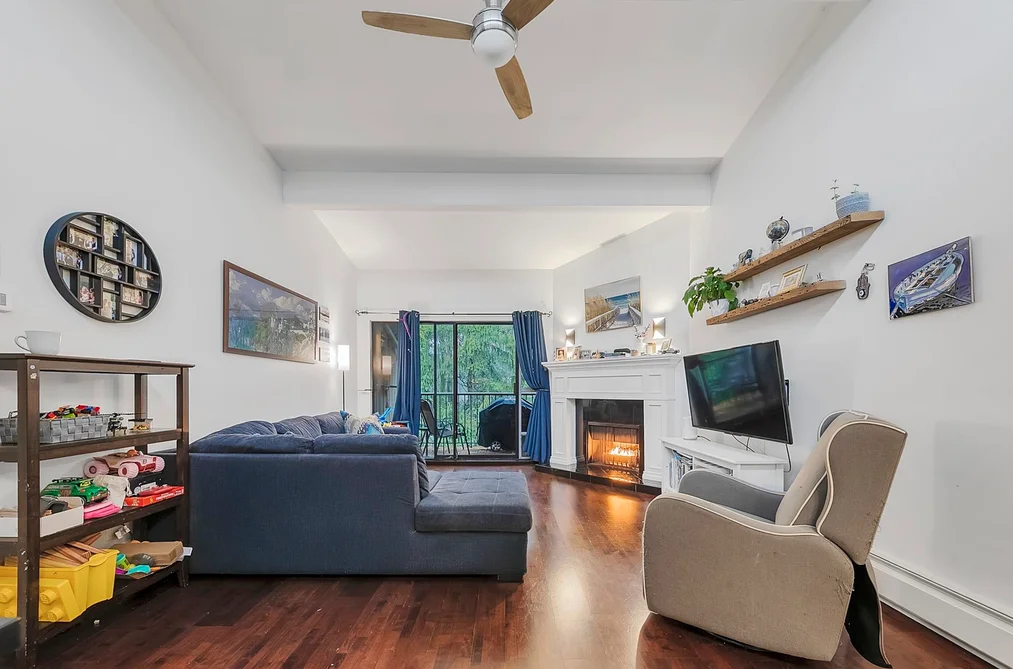326 9101 HORNE STREET, Burnaby BC V3N 4M3, Burnaby BC — Residential for Sale - Photo 6