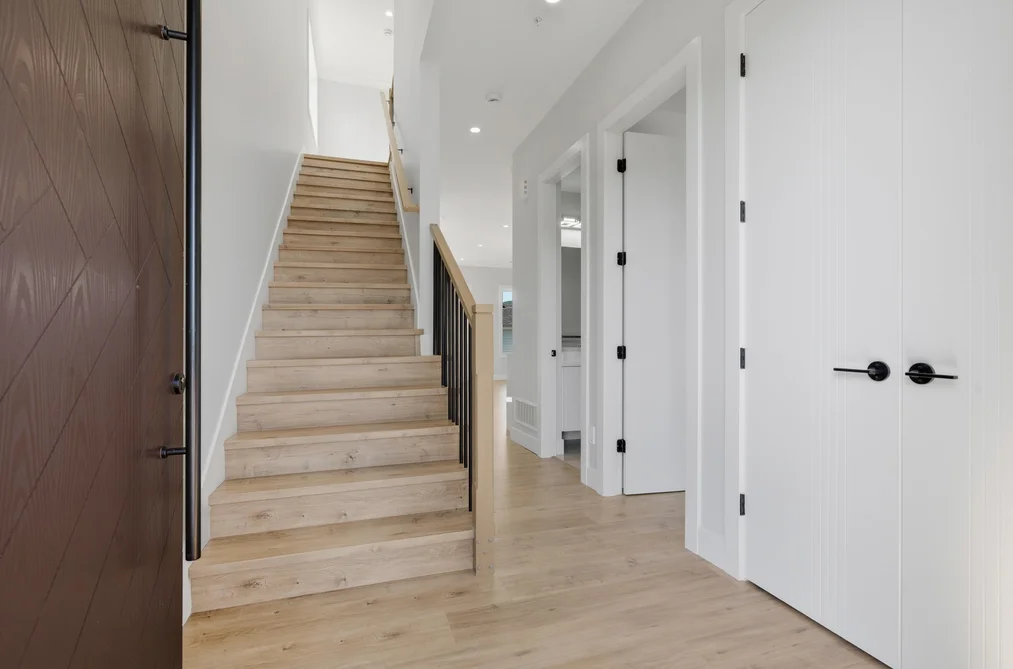 32611 CHERRY AVENUE, Mission BC V2V 2T8, Mission BC — Residential for Sale — Photo 5 of 40