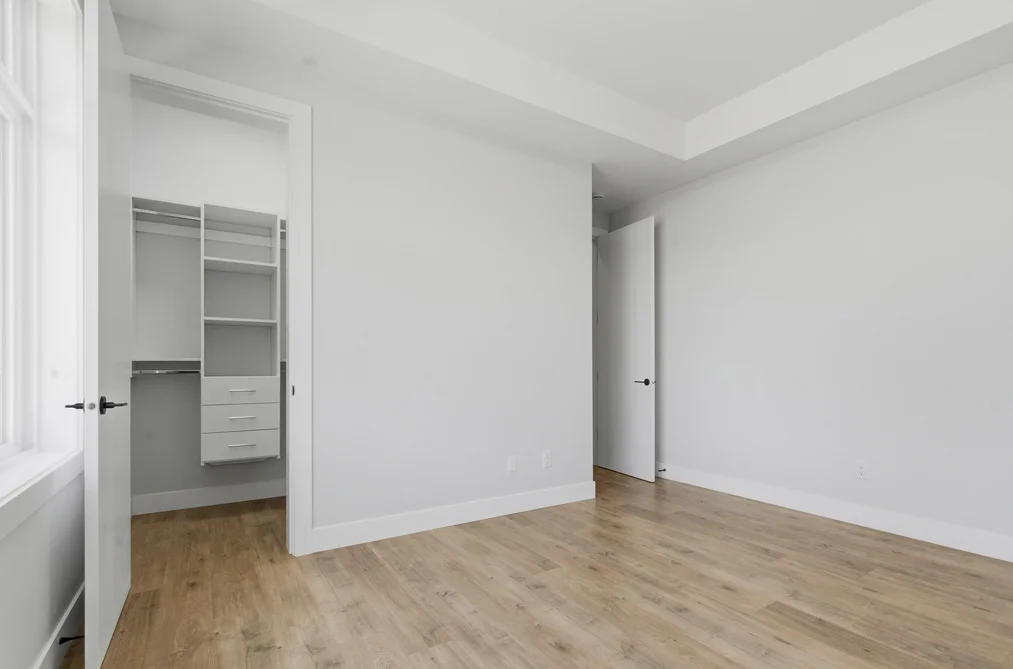 32611 CHERRY AVENUE, Mission BC V2V 2T8, Mission BC — Residential for Sale — Photo 7 of 40