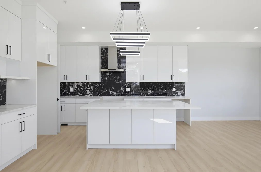 32613 CHERRY AVENUE, Mission BC V2V 2T8, Mission BC — Residential for Sale — Photo 4 of 40