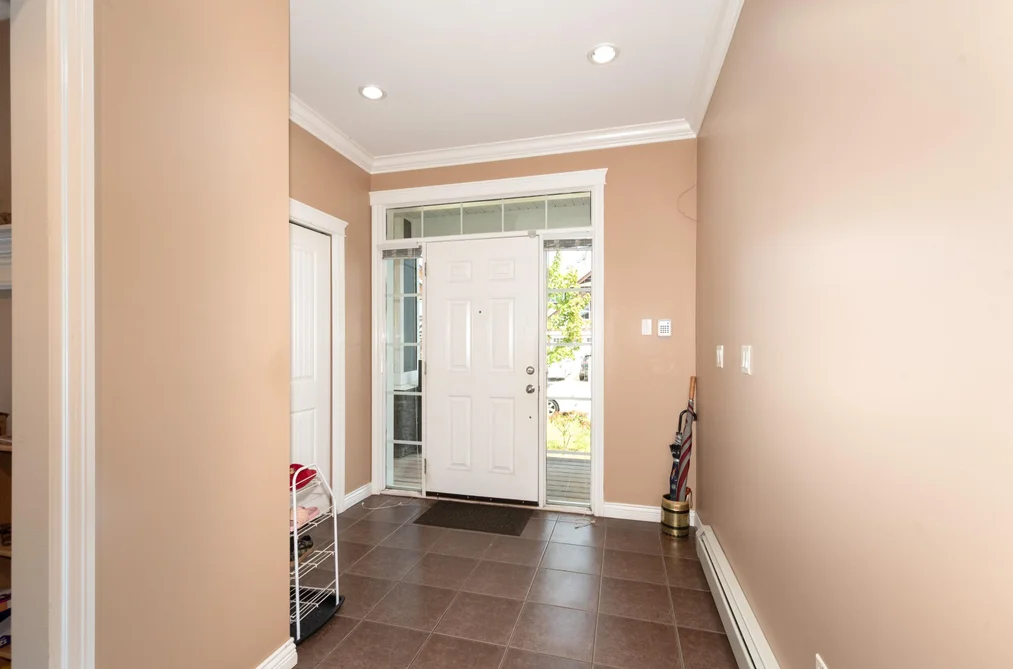 32620 CARTER AVENUE, Mission BC V4S 0B7, Mission BC — Residential for Sale - Photo 2