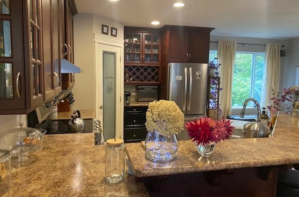 32634 Laminman Avenue, Mission, BC - House for Sale - Photo 5 of 23 32634 Laminman Avenue, Mission, BC - House for Sale - Photo 5 of 23