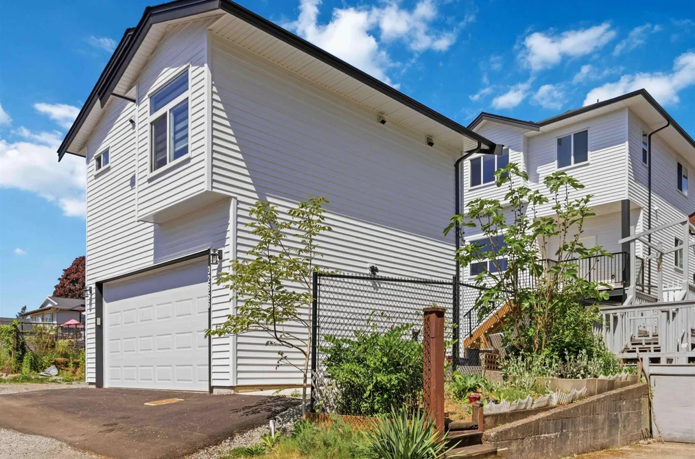 32866 3RD AVENUE, Mission BC V2V 1T9, Mission BC — Residential for Sale - Photo 3