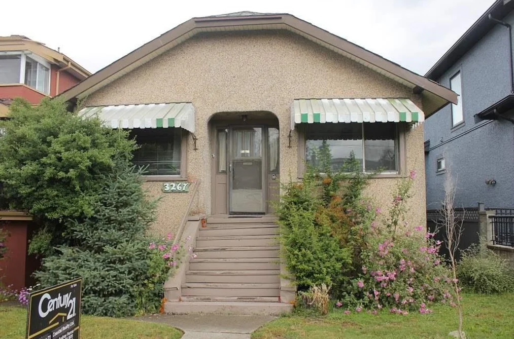 House for sale at 3267 E 29th Avenue Vancouver British Columbia - MLS: R3156442
