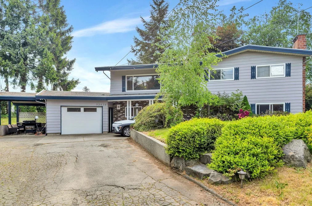House for sale at 32670 Avalon Crescent Abbotsford British Columbia - MLS: R3116770