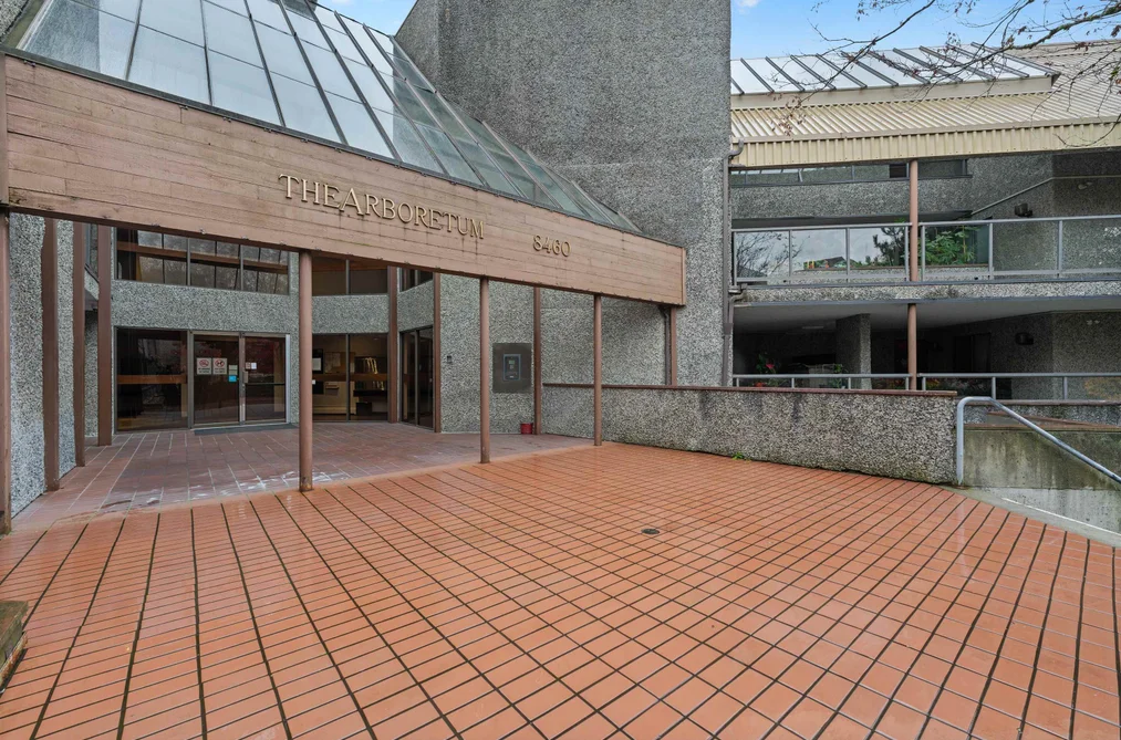 Condo for sale at 327 8460 Ackroyd Road Richmond British Columbia - MLS: R3107895