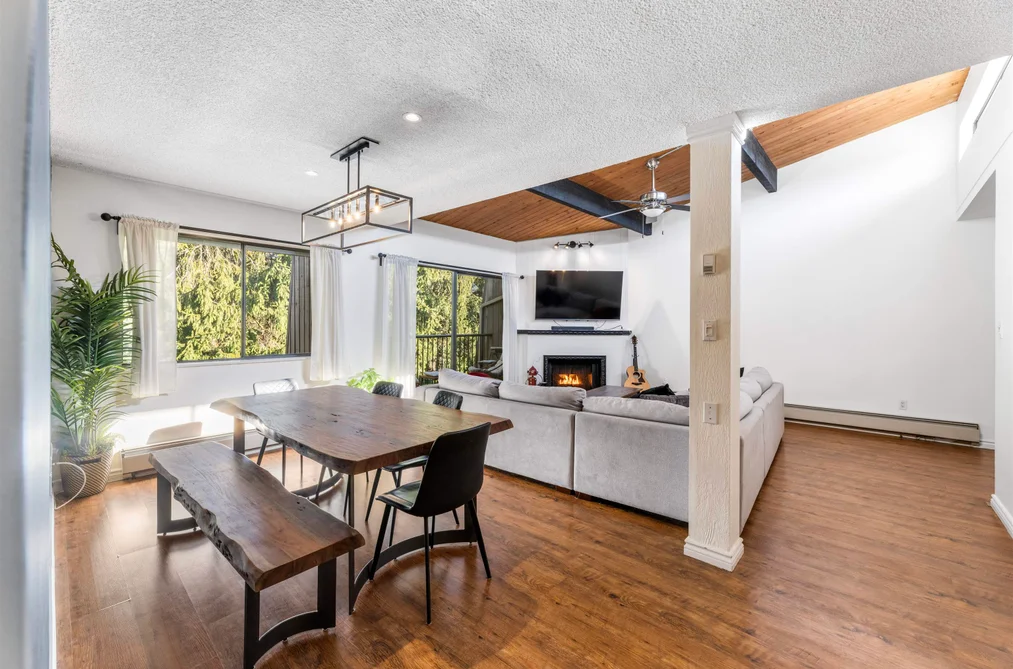 327 9101 HORNE STREET, Burnaby BC V3N 4M3, Burnaby BC — Residential for Sale - Photo 2
