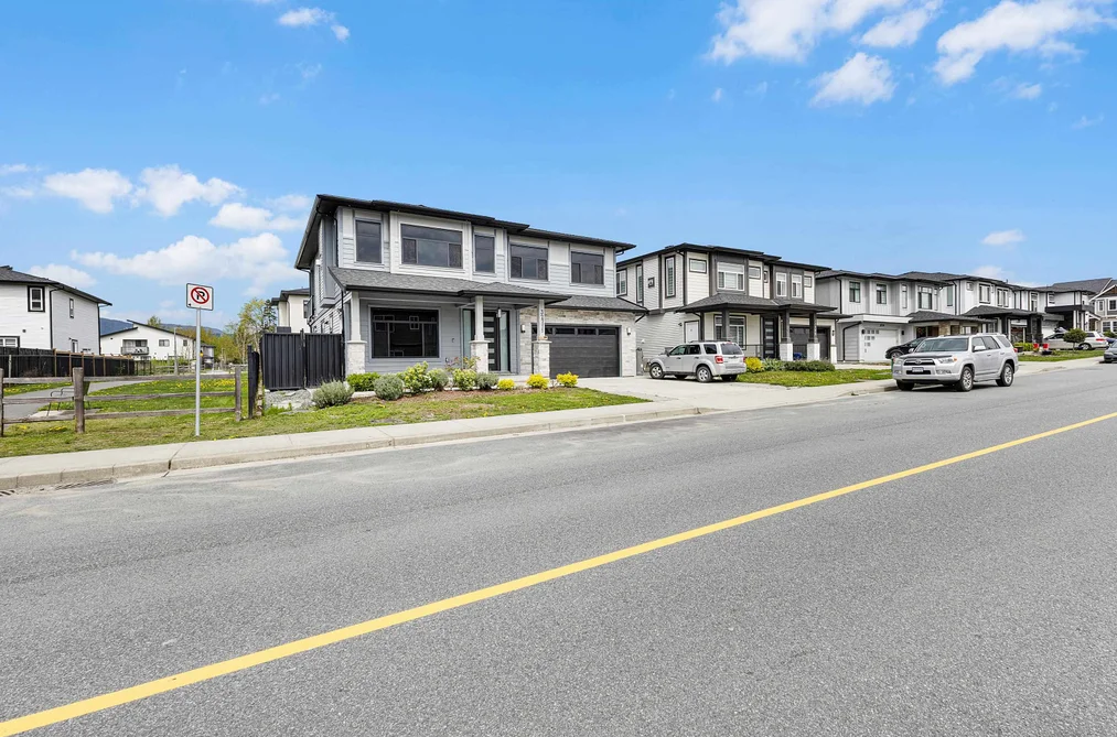 32711 EGGLESTONE AVENUE, Mission BC V4S 0E6, Mission BC — Residential for Sale - Photo 2