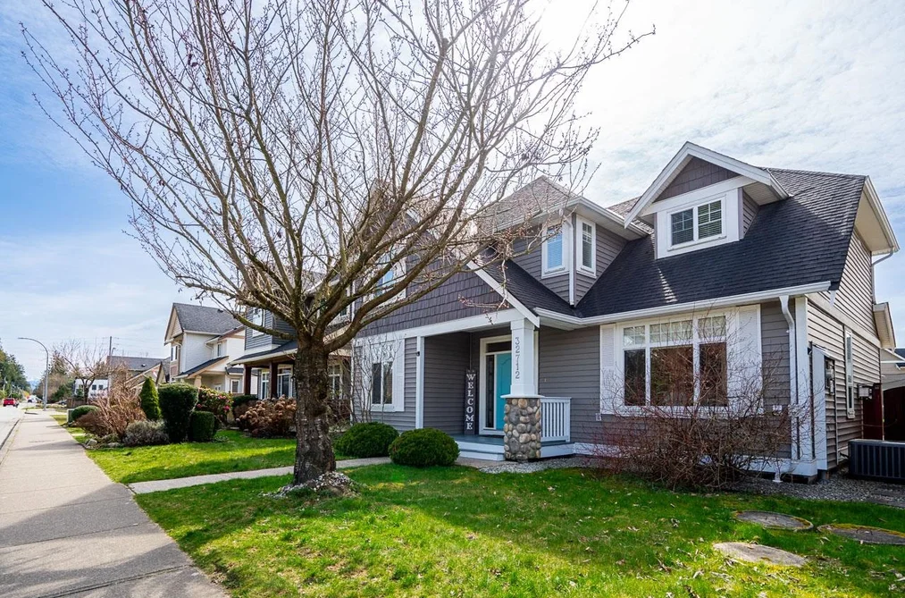 House for sale at 32712 Tunbridge Avenue Mission British Columbia - MLS: R3098634