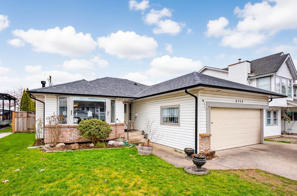 House for sale at 3273 264a Street Langley British Columbia - MLS: R3099897