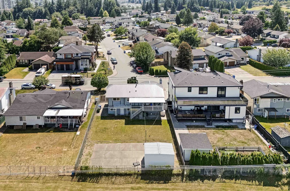 32745 OKANAGAN DRIVE, Abbotsford BC V2T 4Z4, Abbotsford BC — Residential for Sale — Photo 37 of 40