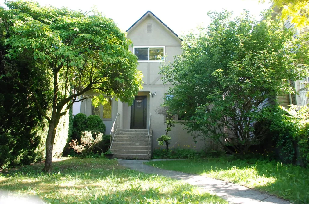 House for sale at 3276 W 32nd Avenue Vancouver British Columbia - MLS: R3126629