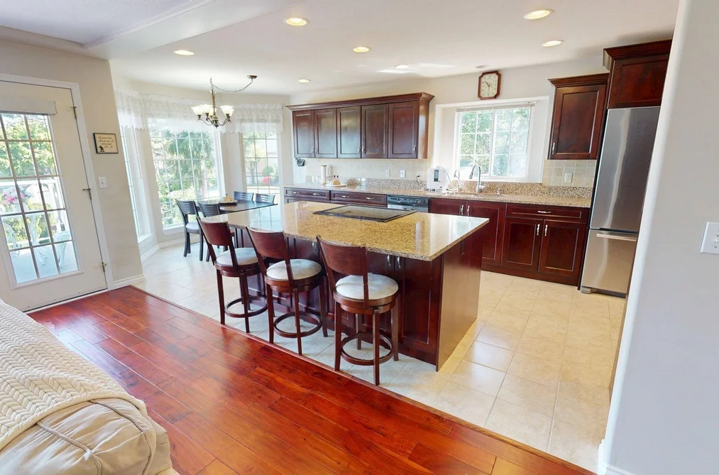 32767 CHILCOTIN DRIVE, Abbotsford BC V2T 5S5, Abbotsford BC — Residential for Sale — Photo 3 of 40
