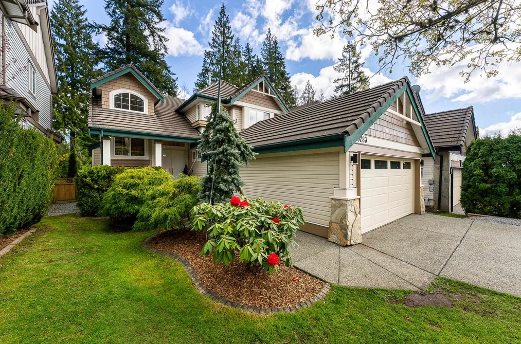 House for sale at 3283 Chartwell Green Coquitlam British Columbia - MLS: R3113998